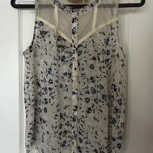 Princess Vera Wang Black and Gray Sleeveless Blouse with Mandarin Collar